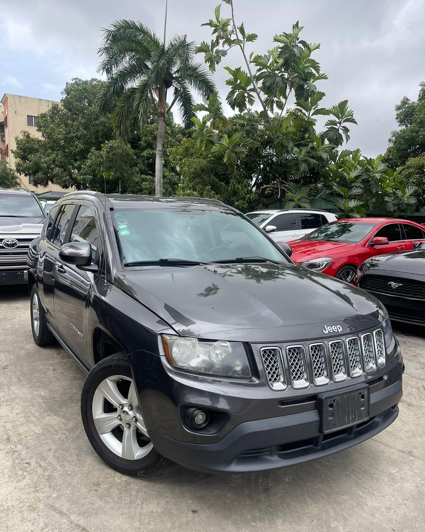 jeepetas y camionetas - JEEP COMPASS LATITUDE 2016