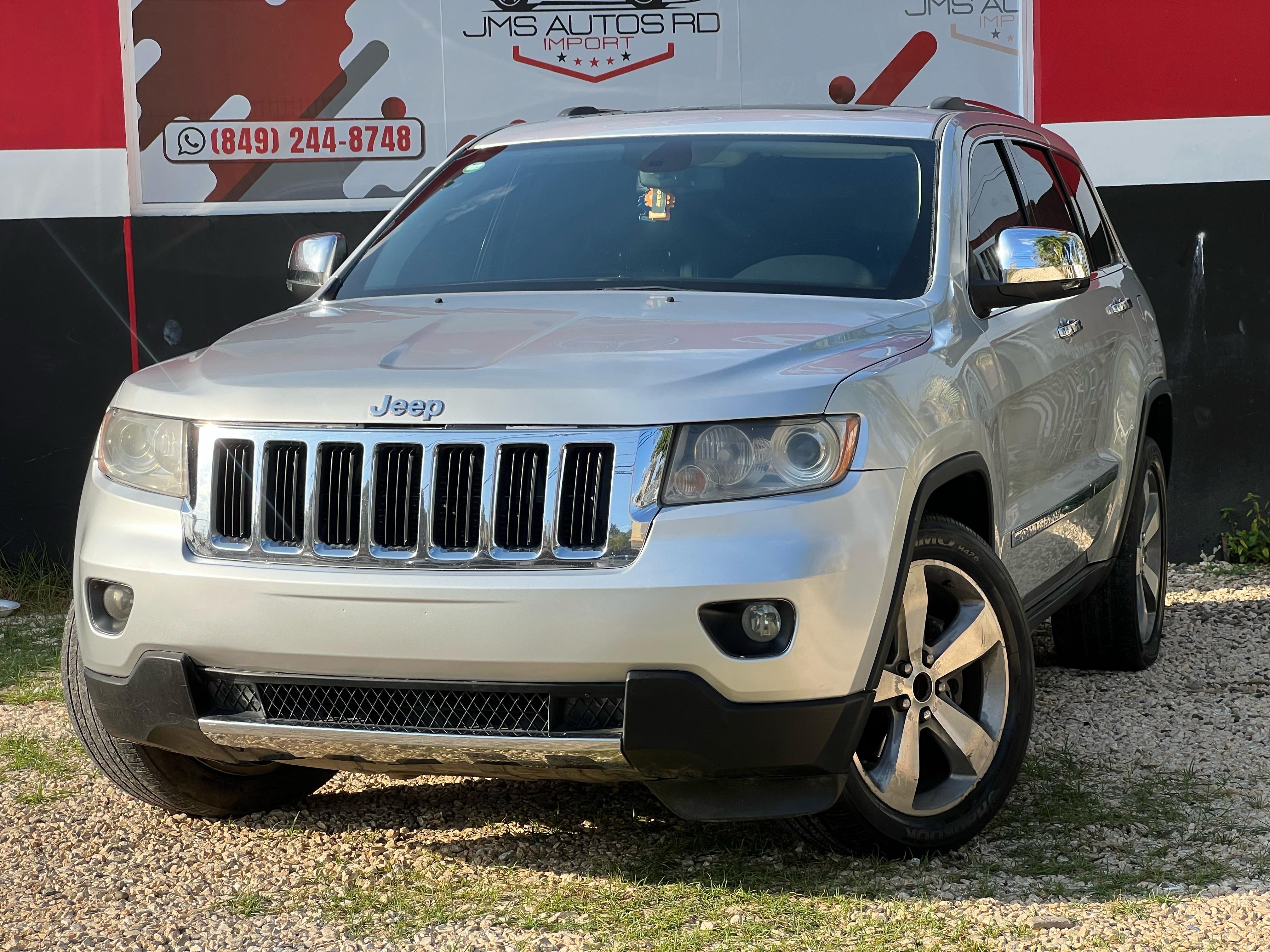 jeepetas y camionetas - JEEP GRAND CHEROKEE LIMITED FULL PANORÁMICA AÑO 2011