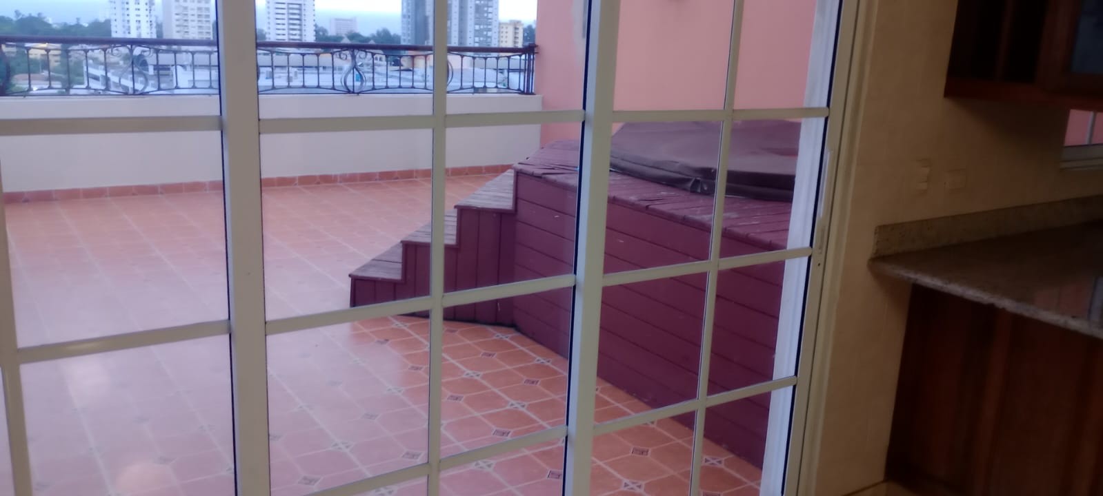 apartamentos - Pent House En Alquiler, en Bella Vista, de 2 pisos 3