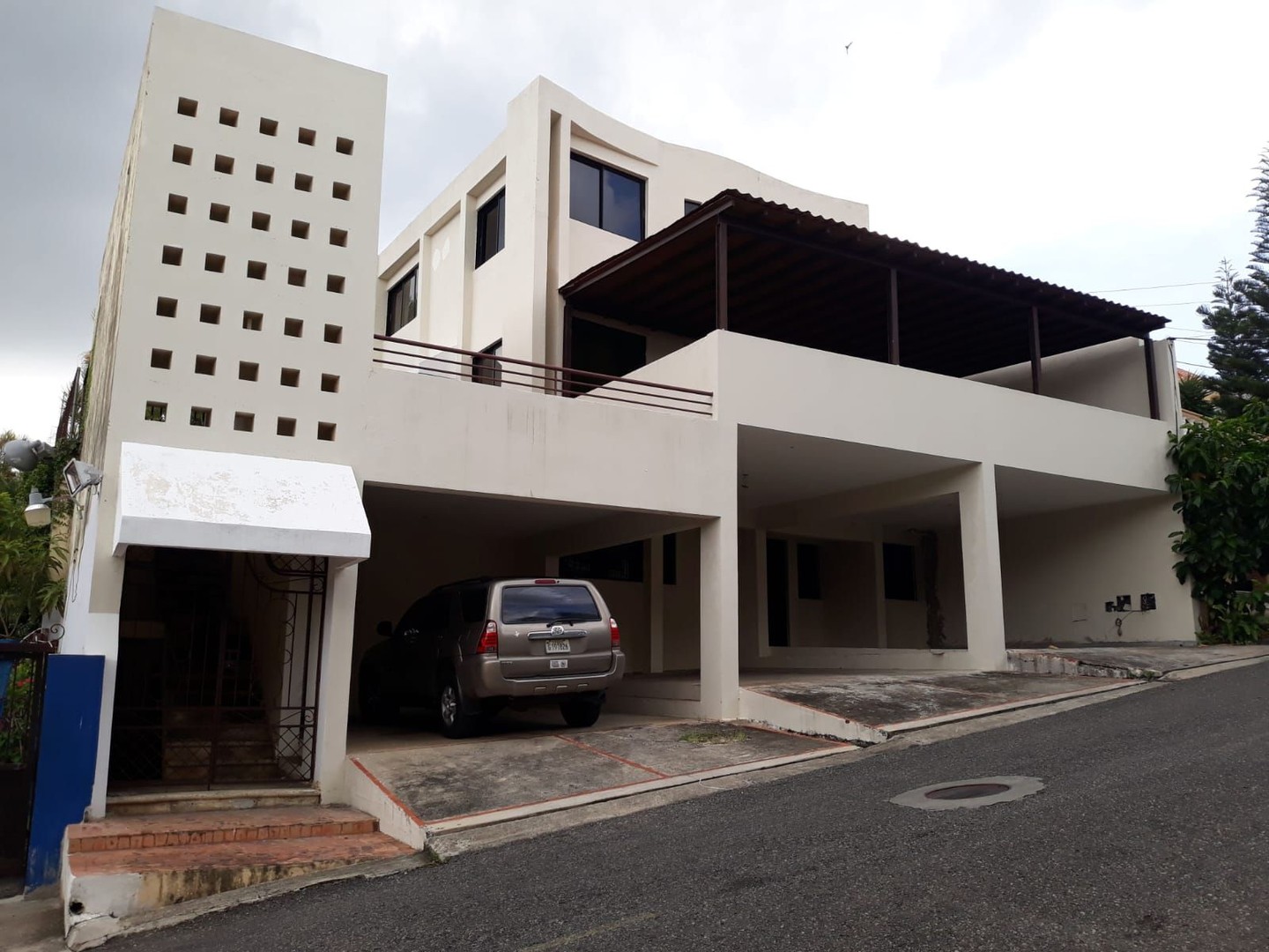 casas - Altos de Arroyo Hondo lll casa para inversion de 3 habitaciones 