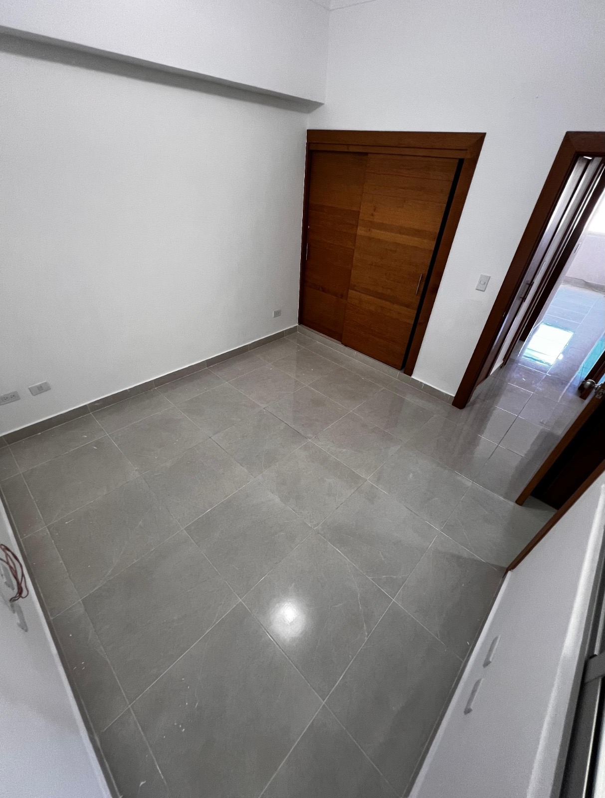 apartamentos - Alquiló bella vista piso 6 tres hab con su baño d 6