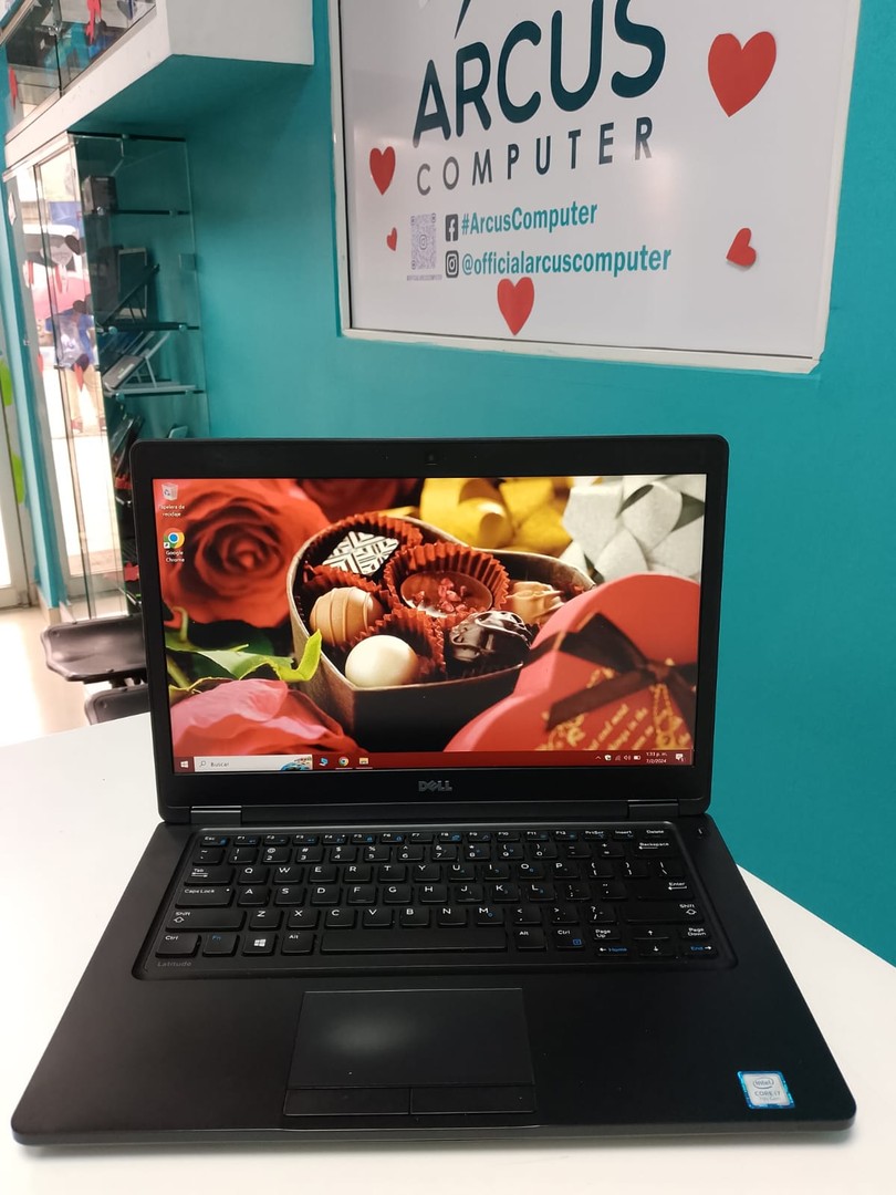 computadoras y laptops - Laptop, Dell Latitude 5480 / 7th Gen, Intel Core i7 / 16GB DDR4 / 256GB SSD
 2