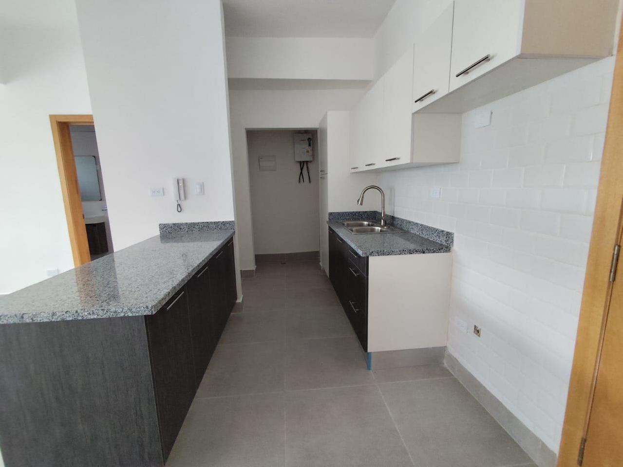 apartamentos - VENDO Piso 9 a Estrenar En Bella Vista 7