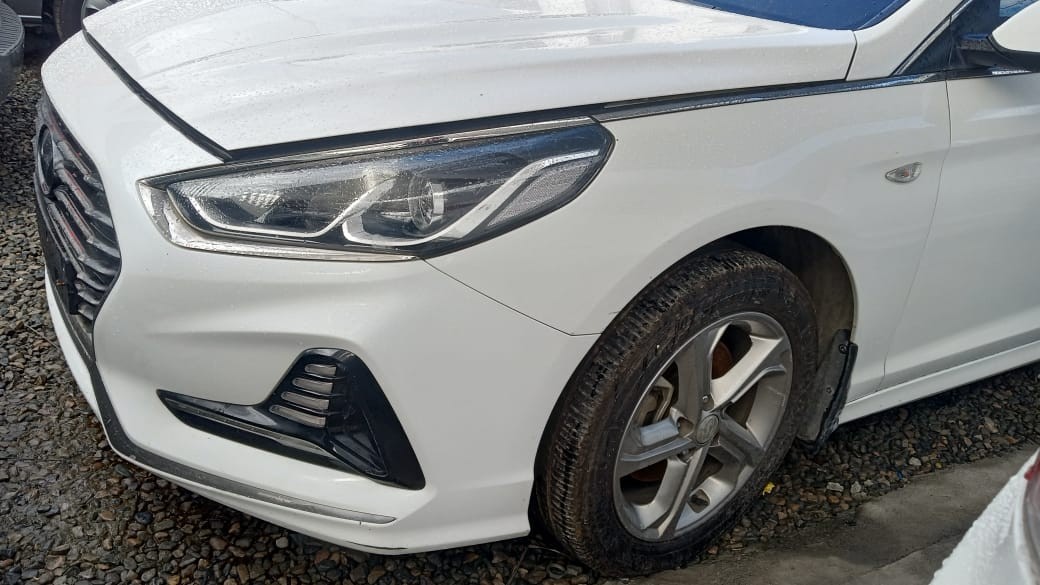 carros - HYUNDAI SONATA 2019 BLANCO 8