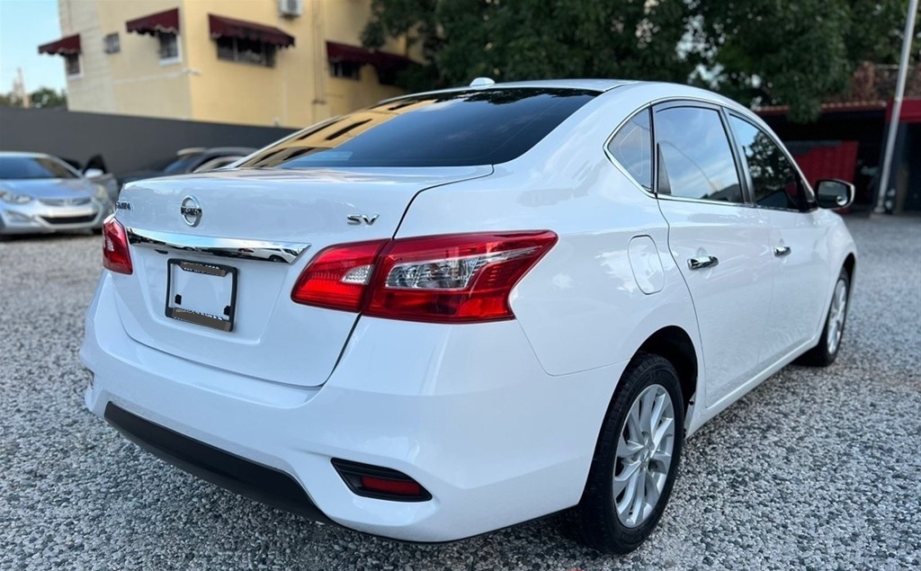 carros - 2019 Nissan Sentra SV  3