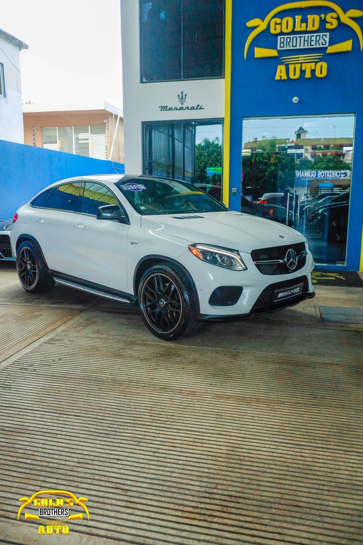 jeepetas y camionetas - Mercedes Benz GLE 43 AMG Coupe 2019 Clean Carfax