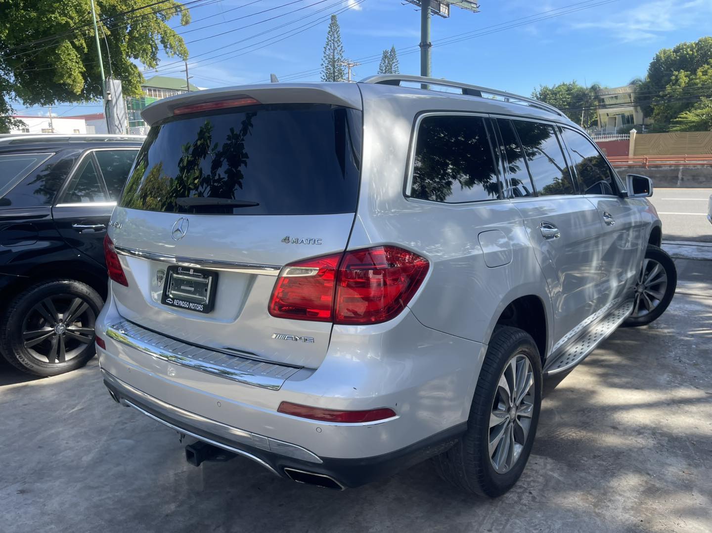 jeepetas y camionetas - MERCEDES BENZ GL450 2015 1