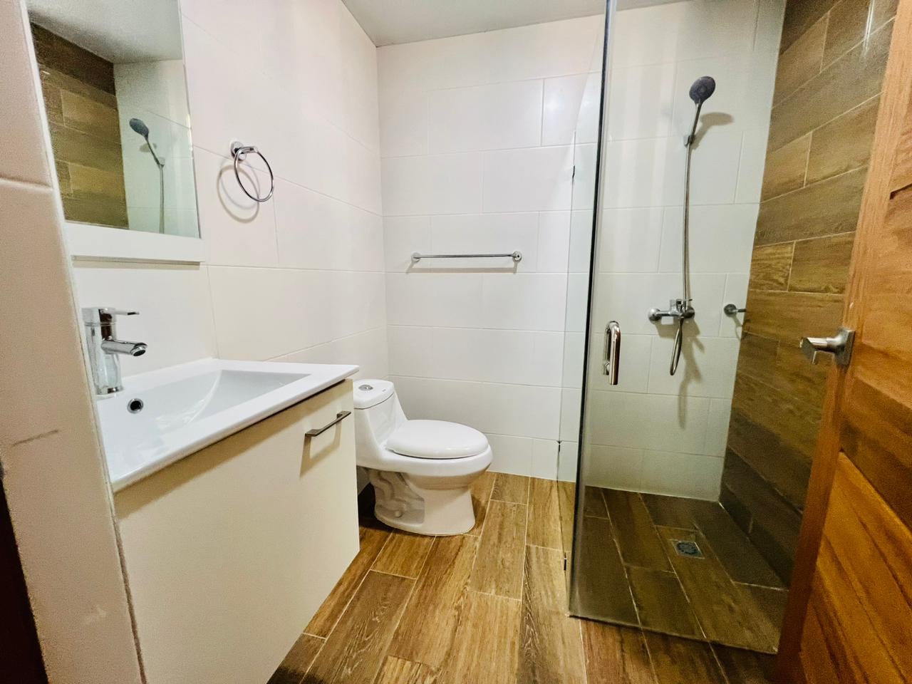 apartamentos - Se vende apartamento en Mirador Sur Av. Anacaona 4