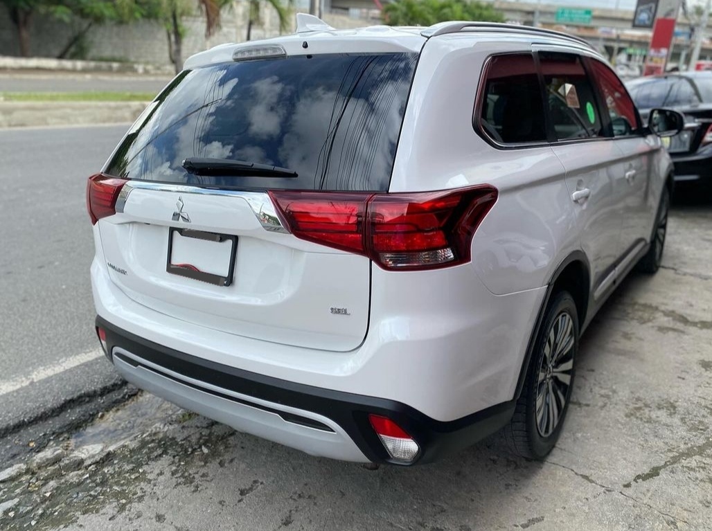 jeepetas y camionetas - 2020 Mitsubishi Outlander SEL  7