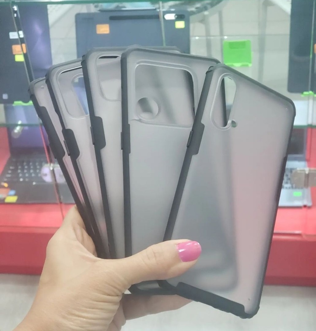 celulares y tabletas - COVER DE ONE PLUS MODELOS VARIOS