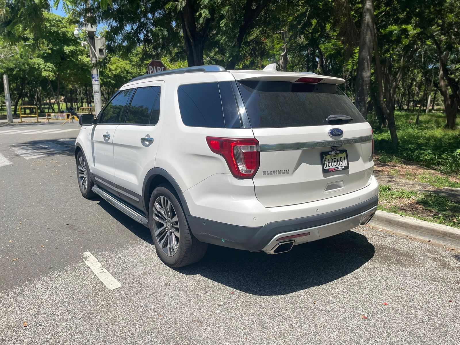 jeepetas y camionetas - Ford Explorer Platinum 2016 1