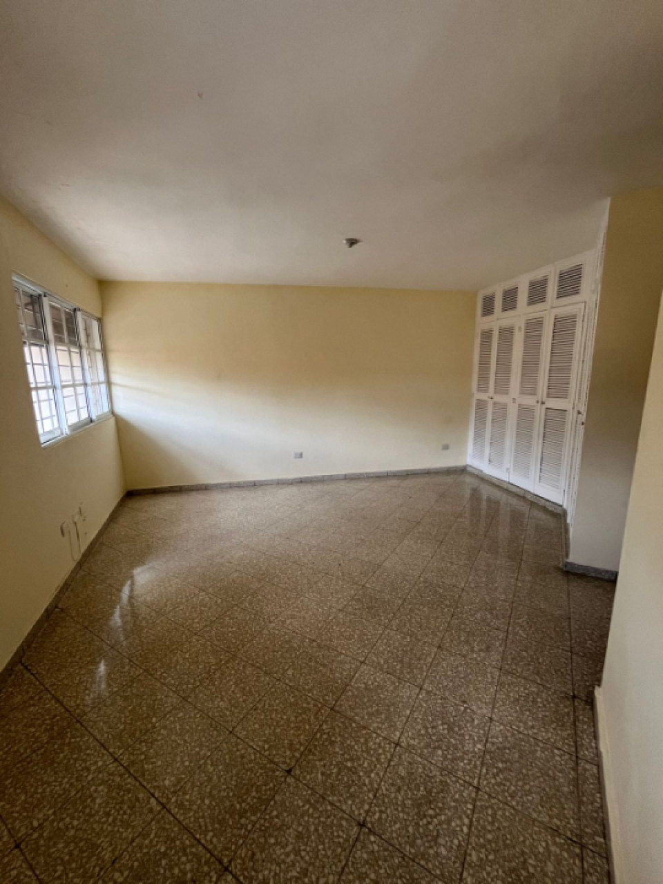 apartamentos - Apartamento en Venta en Viejo Arroyo Hondo 3H, 2P, 2do nivel 7