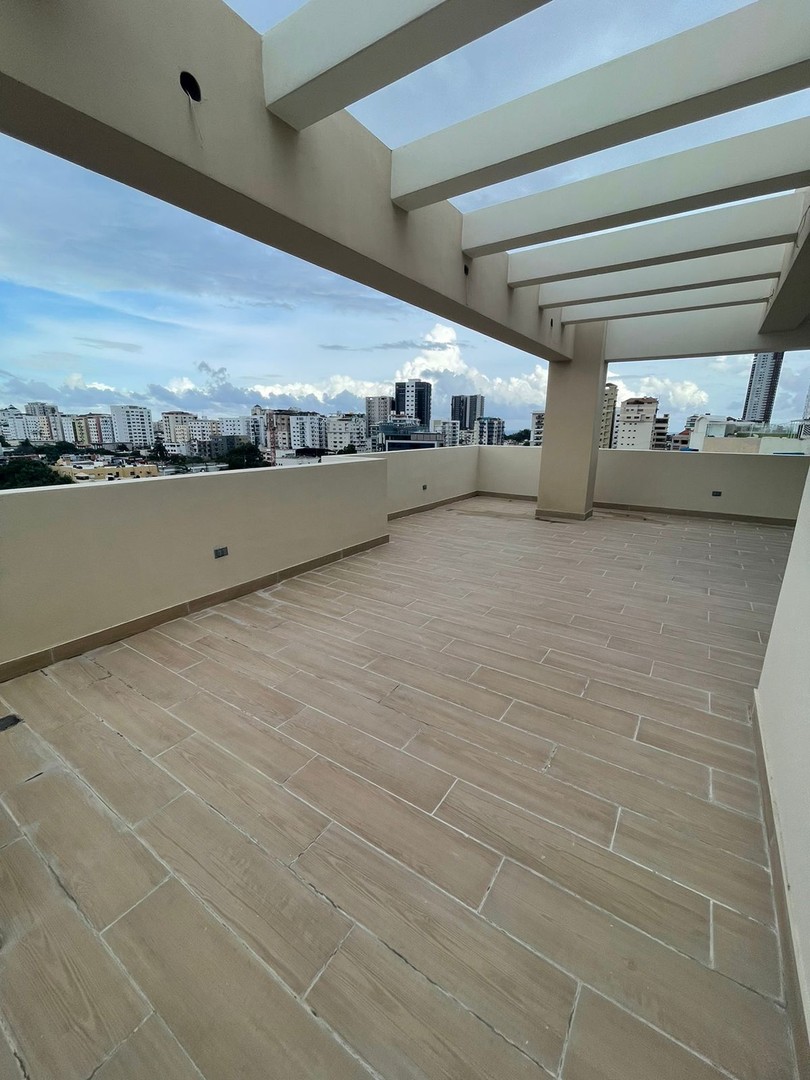 penthouses - Se vende apartamento tipo PH en Bella Vista 5