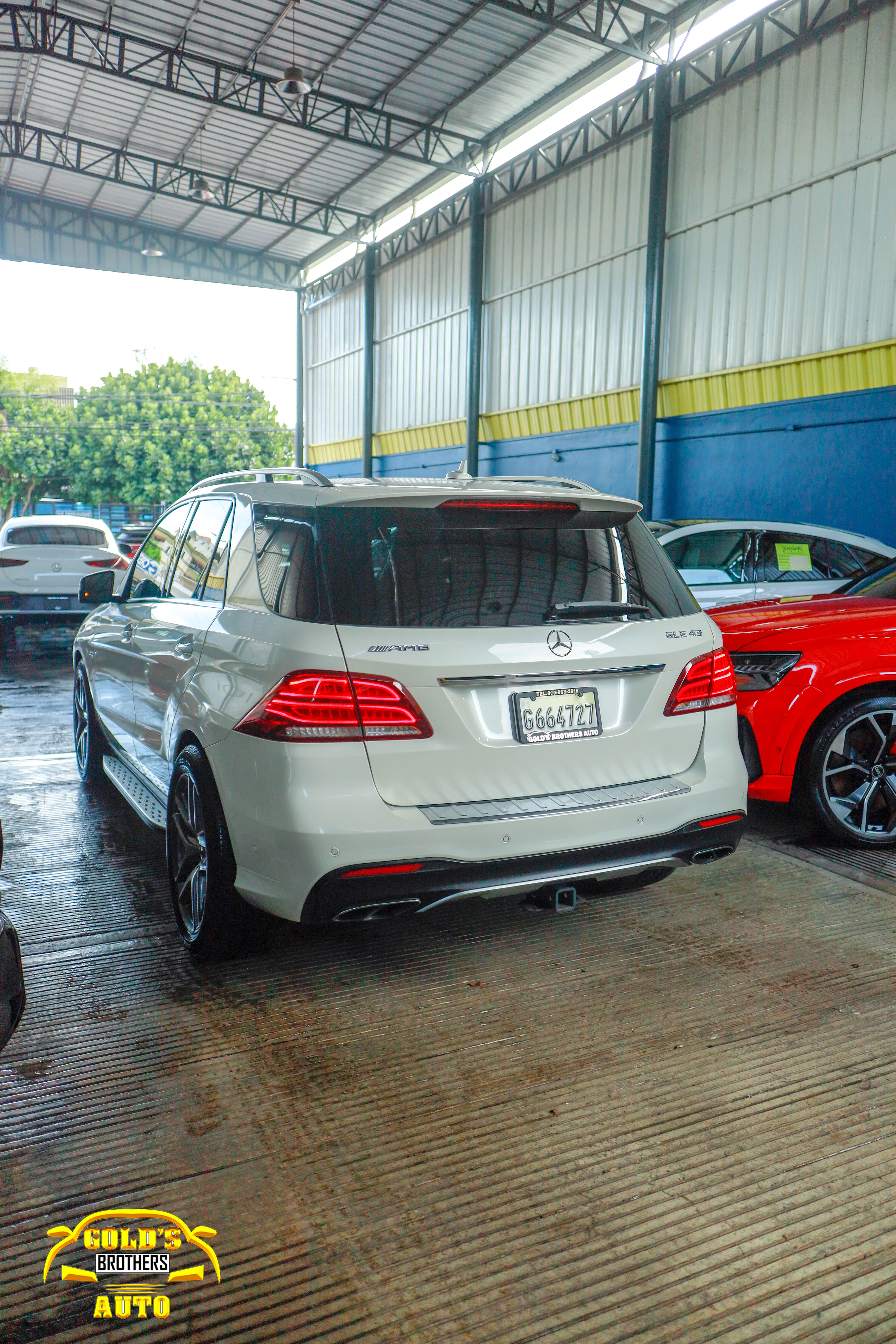 jeepetas y camionetas - Mercedes Benz GLE 43 AMG 2018 Clean Carfax 3