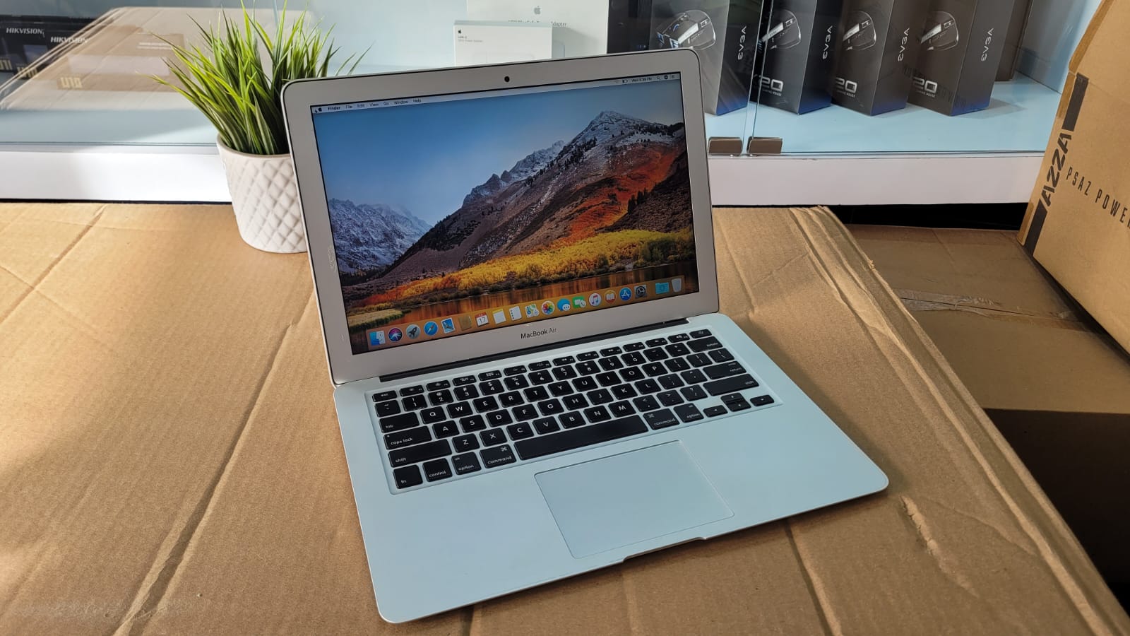 computadoras y laptops - Macbook Air 2014 i5 4Gb , 128  2