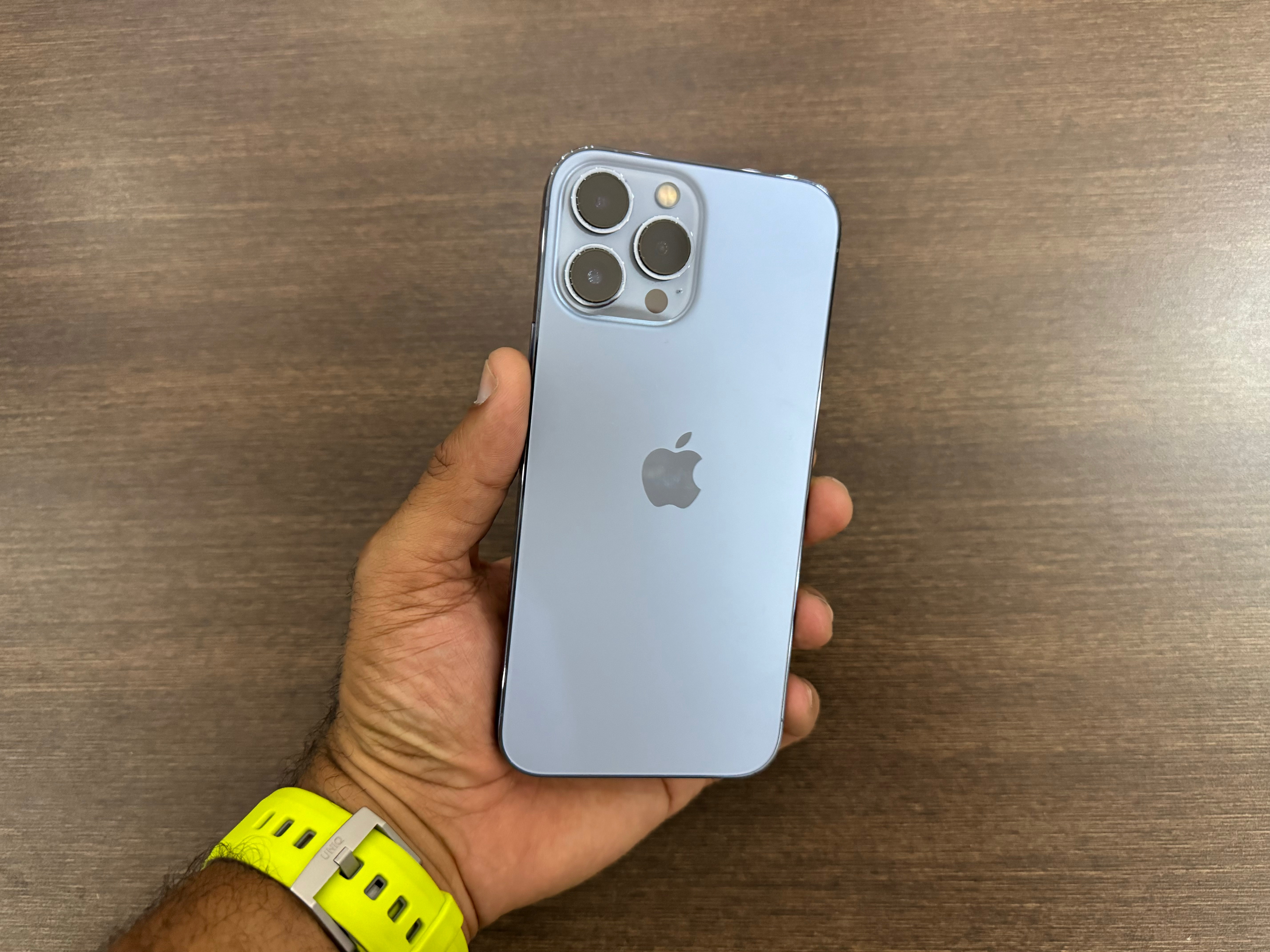 celulares y tabletas - iPhone 13 Pro 256GB Como Nuevo, RD$ 37,500