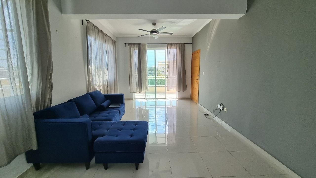 apartamentos - Bello apartamento en el 
Ensanche Ozama 3er piso 

RD$7,600,000.00 9