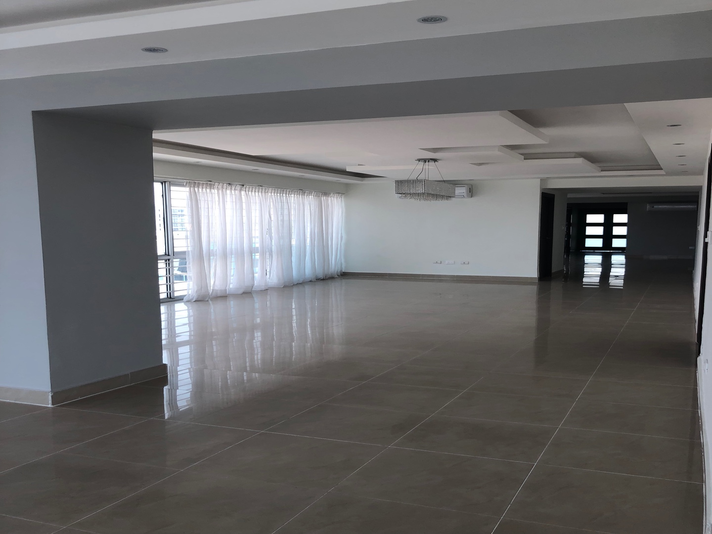 apartamentos - Vendo apto en La esperilla 
700. Mts.2  piso completo  9