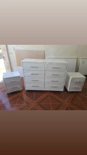 muebles y colchones - Gabetero de 8 gavetas con mesitas