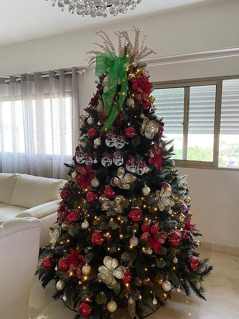 decoración y accesorios - Árbol de Navidad y Muñecos de la Nieve con todos los  adornos. 