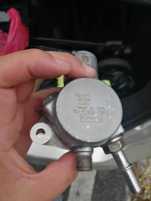 repuestos - Bomba de presión de combustible Ford Focus 2012-2014