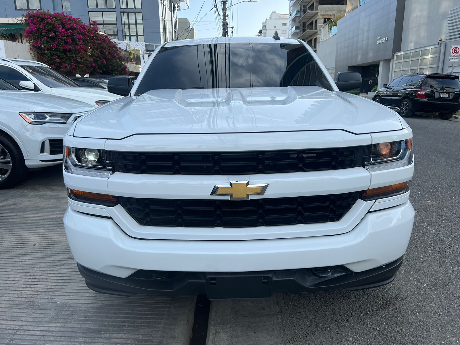 jeepetas y camionetas - Chevrolet Silverado 2018 1