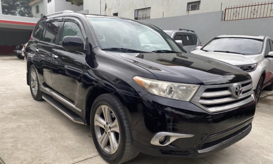 jeepetas y camionetas - TOYOTA HIGHLANDER LE PLUS 2012