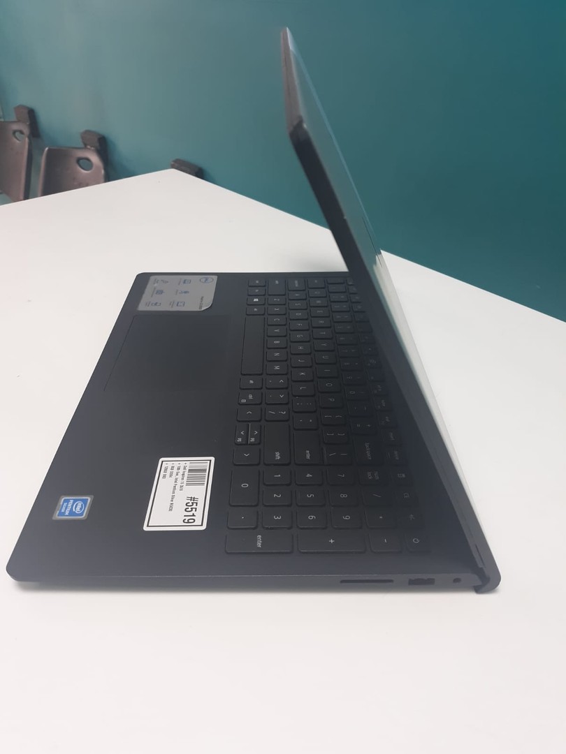 computadoras y laptops - Laptop, Dell Inspiron 15 3510 10th Gen, Intel Pentium Silver N5030 / 8GB DDR4 /  6