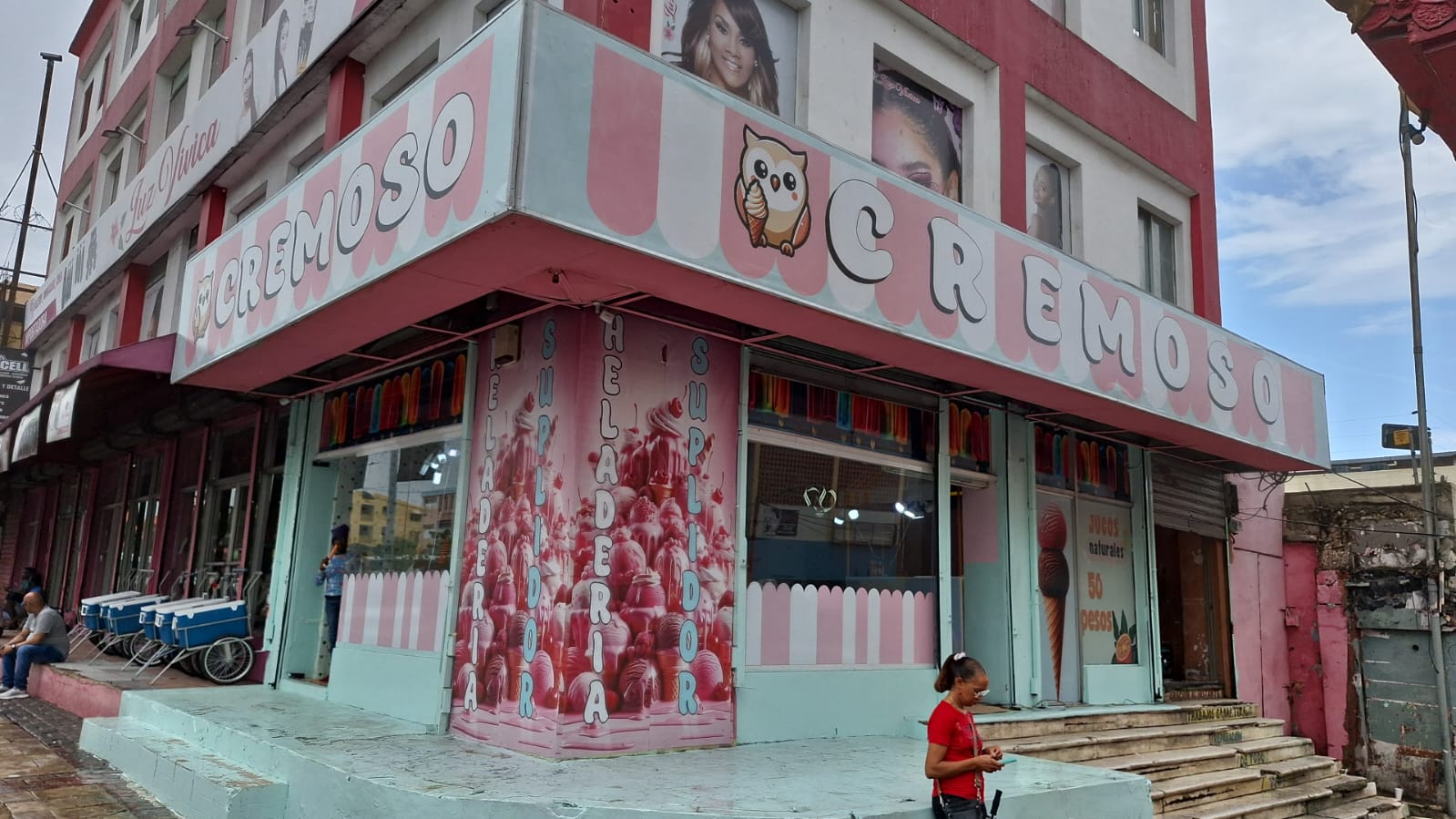 oficinas y locales comerciales - Edificio Duarte en la entrada del Barrio Chino 