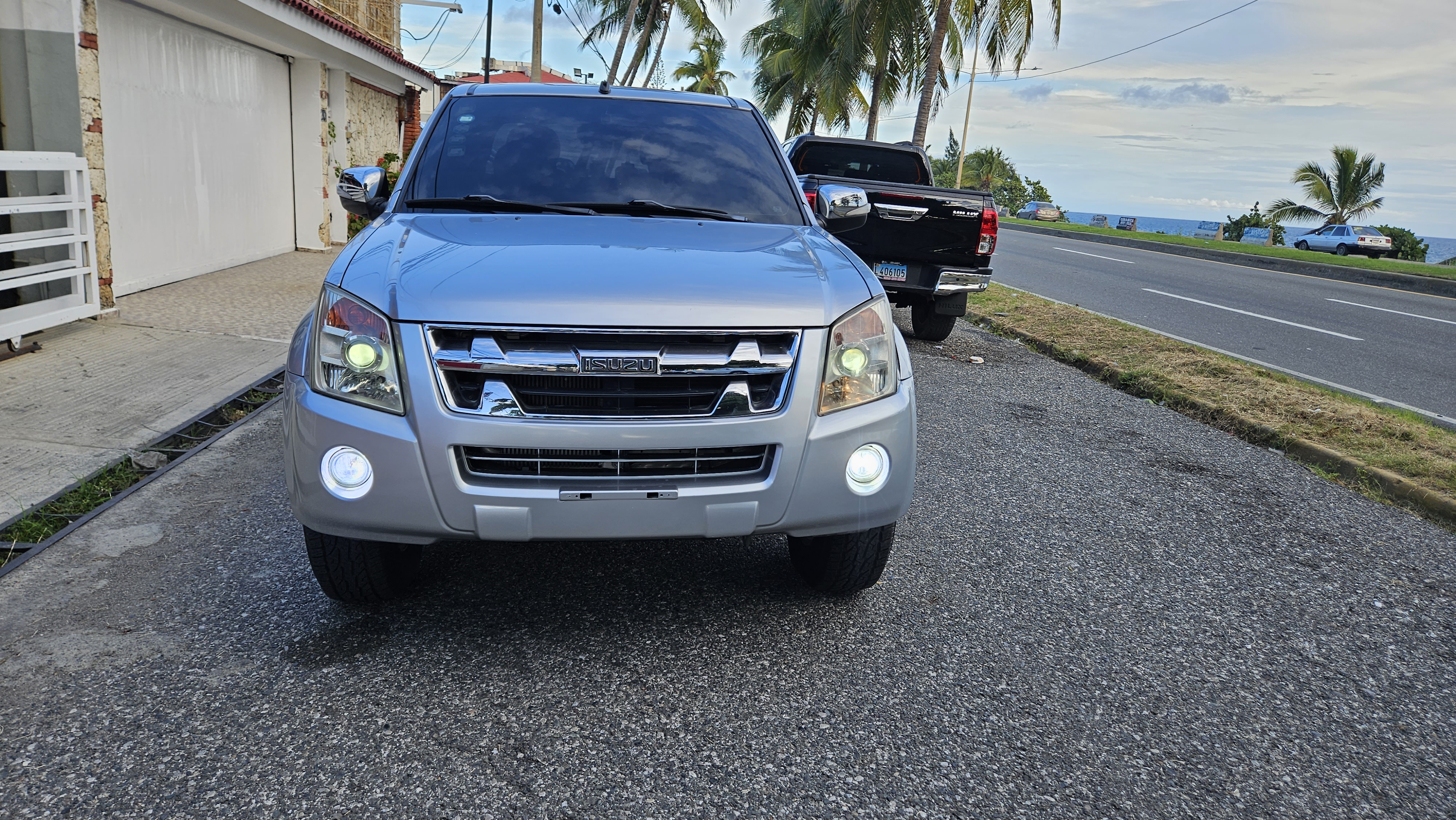 jeepetas y camionetas - Isuzu dmax 2012 full