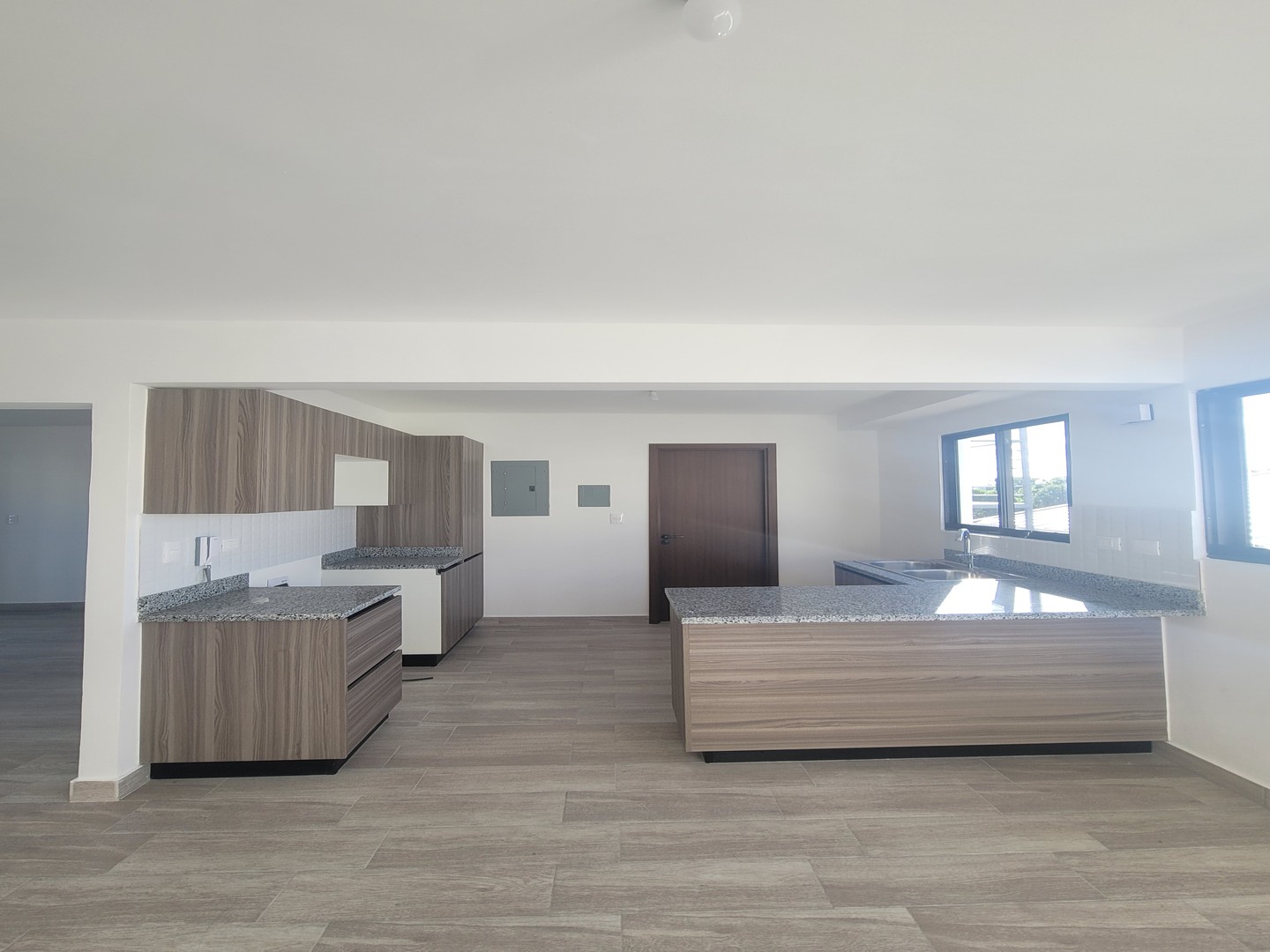 apartamentos - Vendo apartamento nuevo con pisicina en Don Pedro Santiago de los Caballeros 2