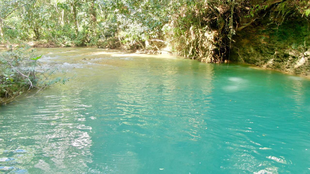 solares y terrenos - Fincas desde 2,500 metros, con rio, en Monte Plata 0