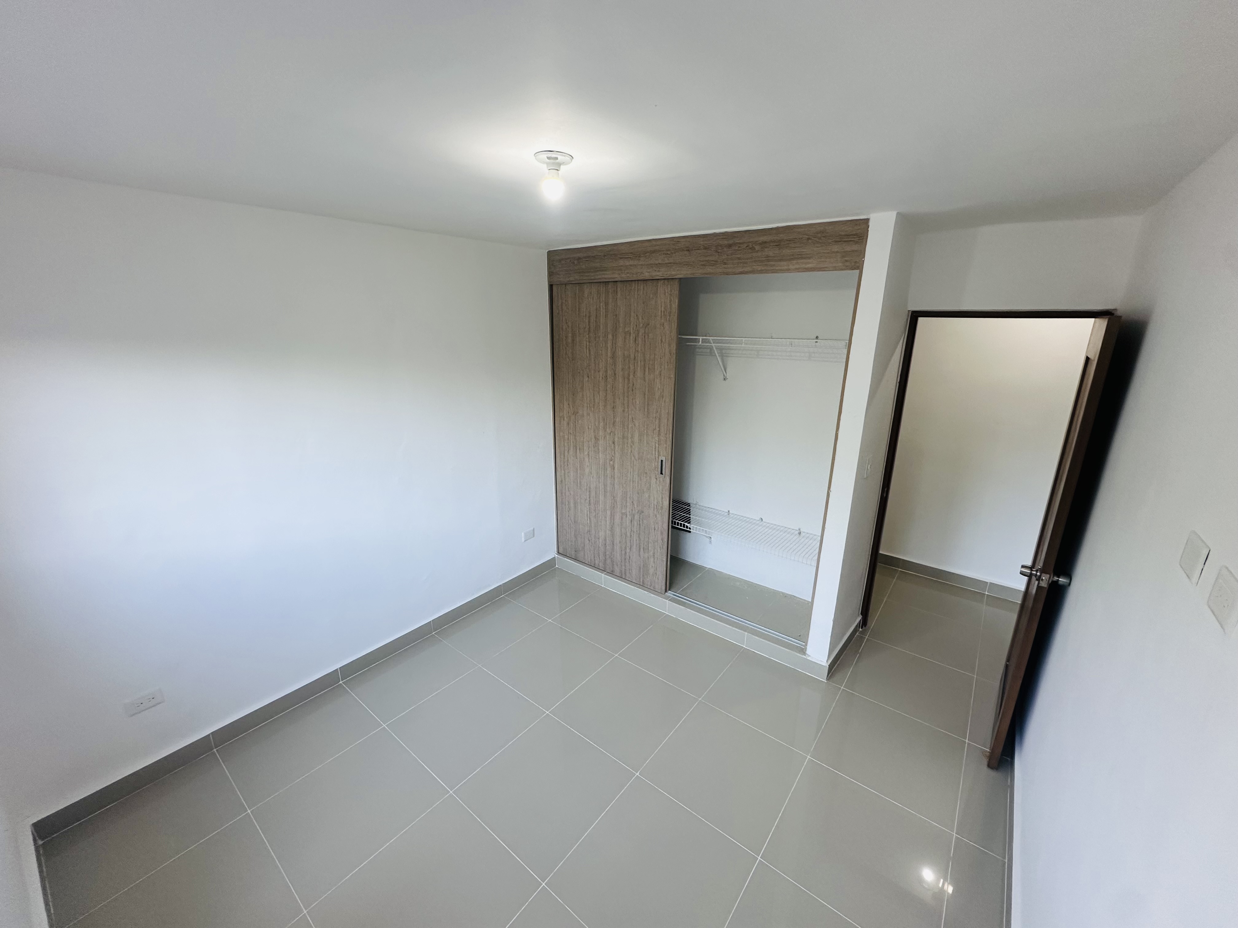 apartamentos - APARTAMENTO EN RENTA EN LOS REYES FRENTE AL JARDÍN 9