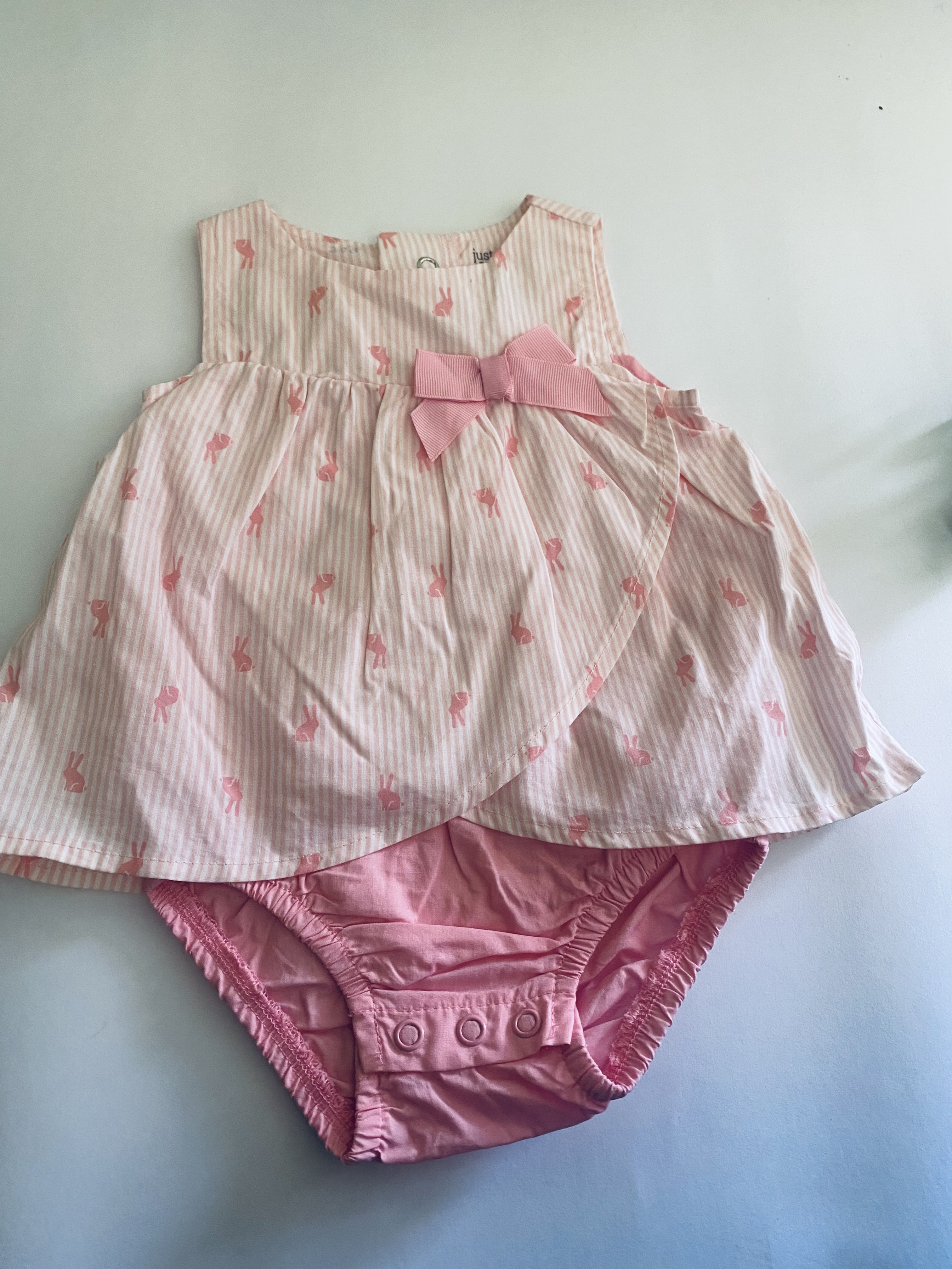 ropa y zapatos - Se vende ropa de niña de o a 9 meses  8