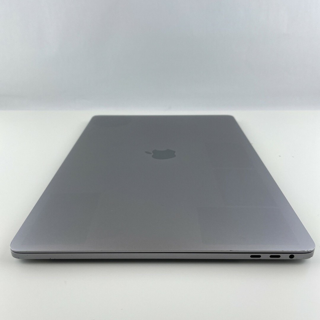 computadoras y laptops - Macbook Pro 2018 15,4 i9 32 GB 7