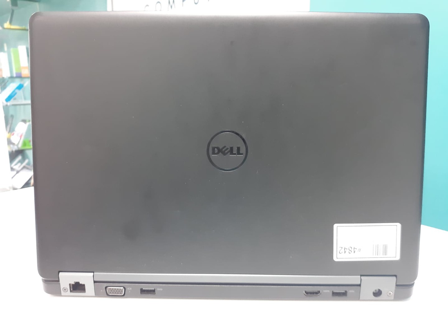 computadoras y laptops - Laptop, Dell Latitude E5450 / 5th Gen, Intel Core i5 / 8GB DDR3 / 128GB SSD		
*T 2