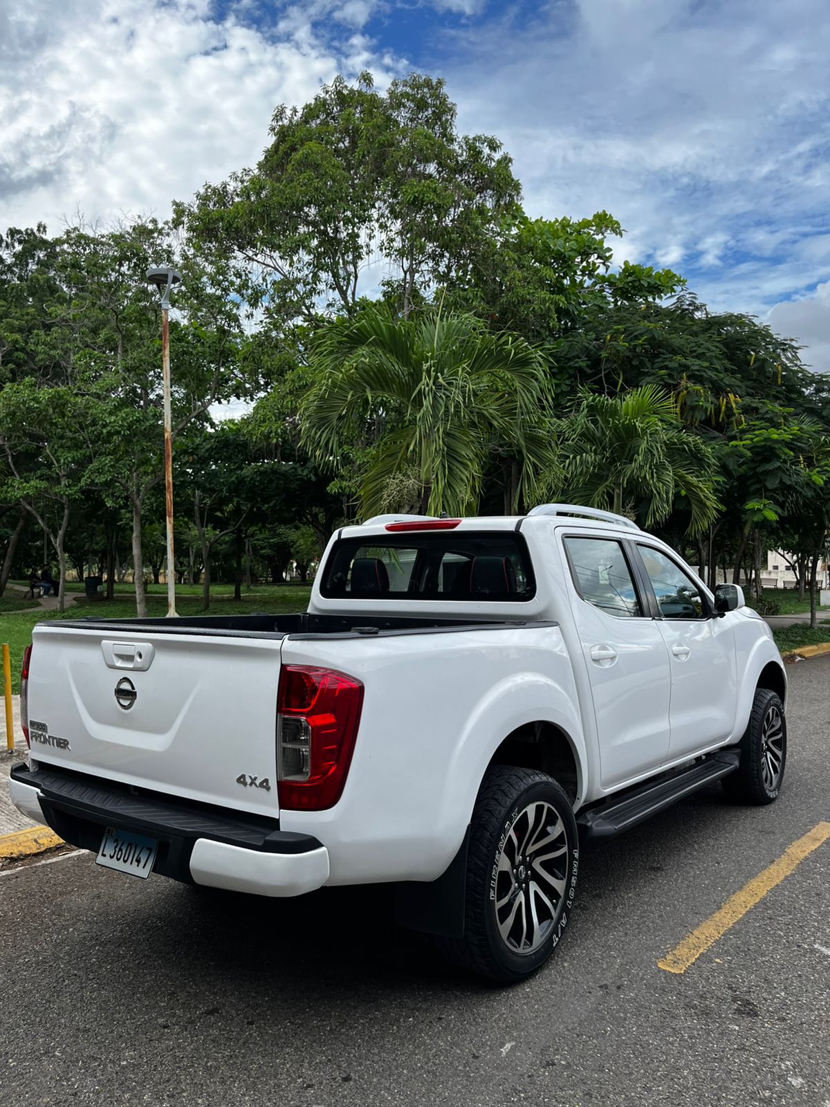 jeepetas y camionetas - Nissan frontier 2017 mecánica 4x4  2