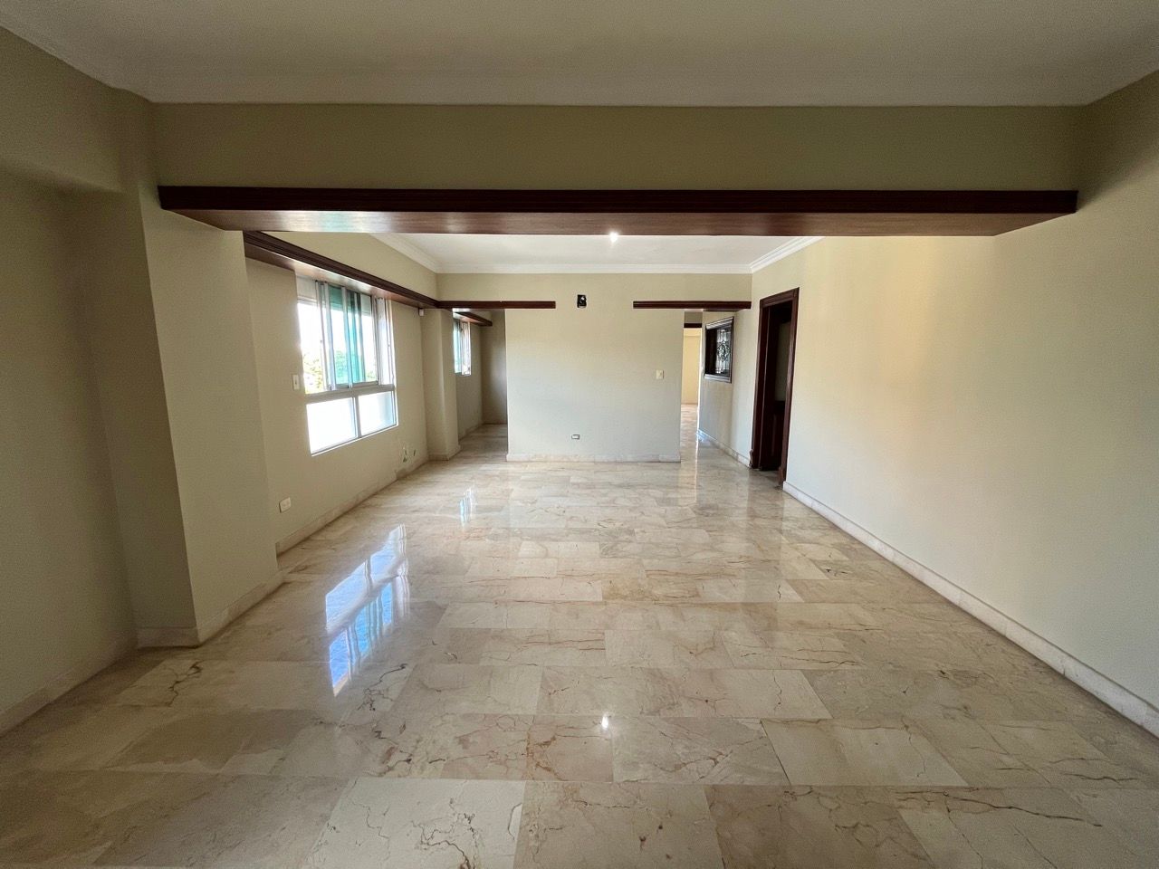 apartamentos - 1037 VENTA DE PENTHOUSE-GAZCUE 2