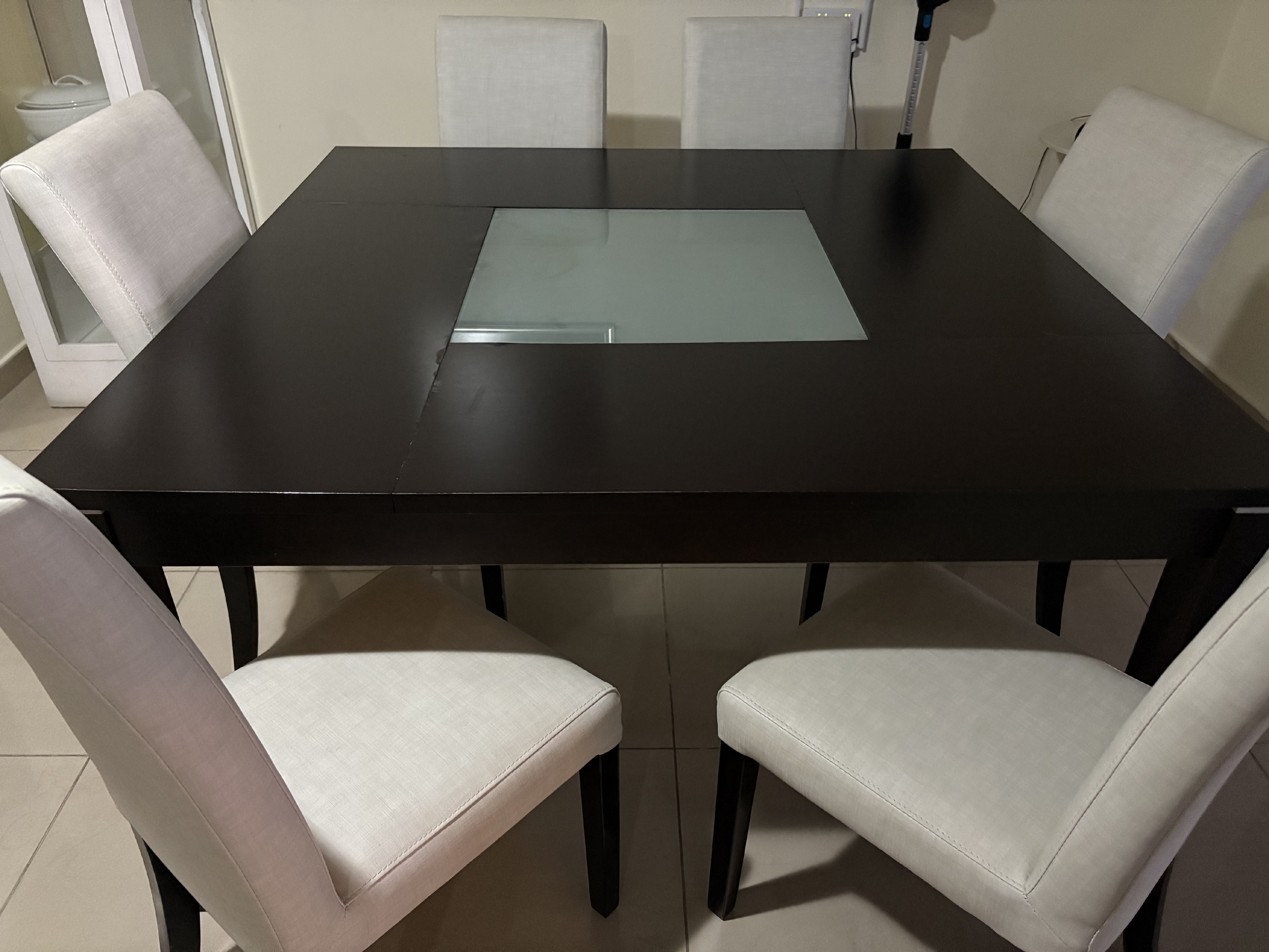 muebles y colchones - Comedor de 6 sillas, comprado en Ilumel.  1