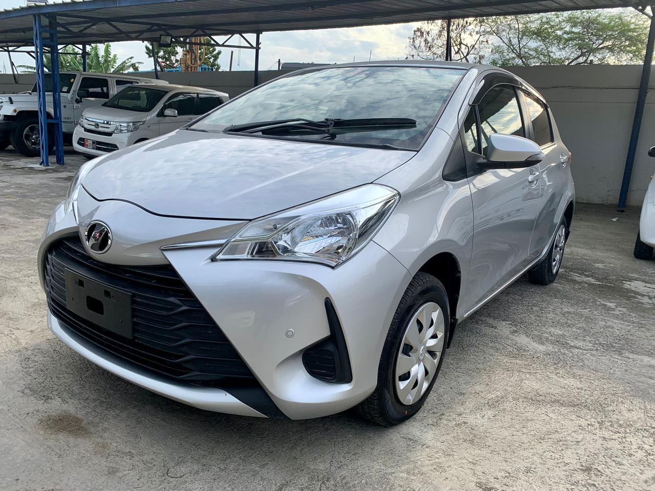 carros - Toyota Vitz 2018 2