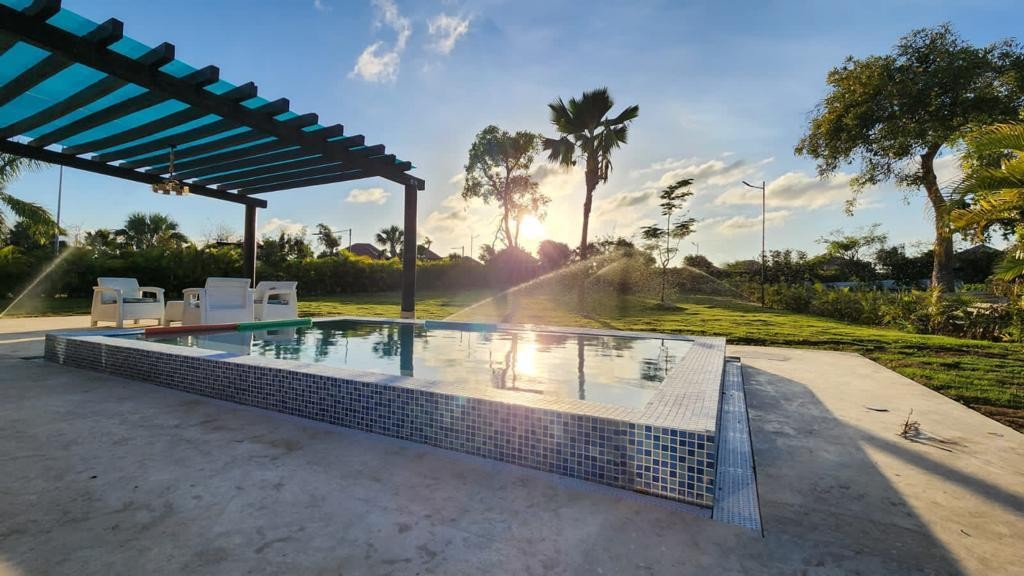 casas vacacionales y villas - Villa de lujo amueblada en Cap Cana  5