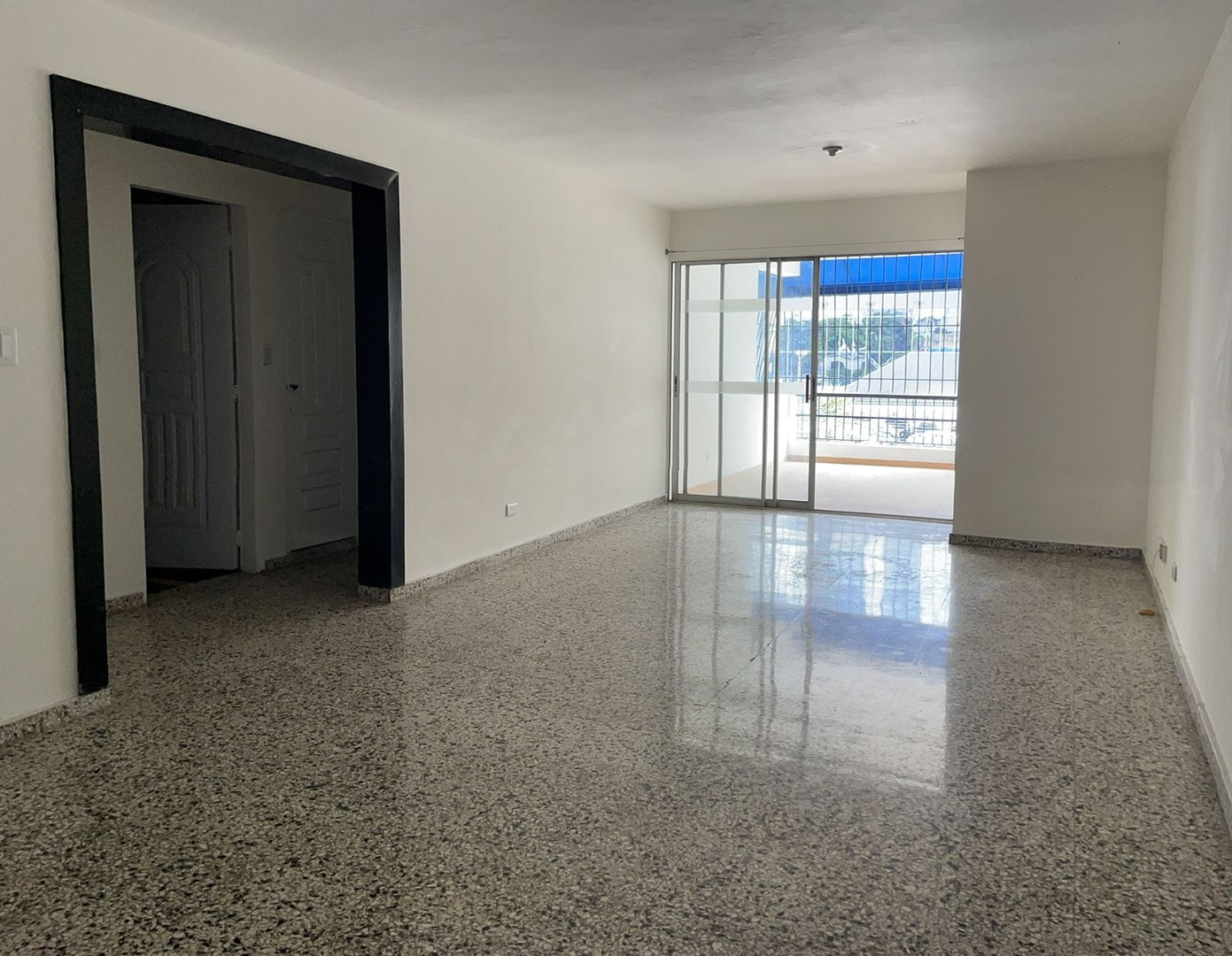 apartamentos - Apartamento clásico en alquiler en  Piantini 
