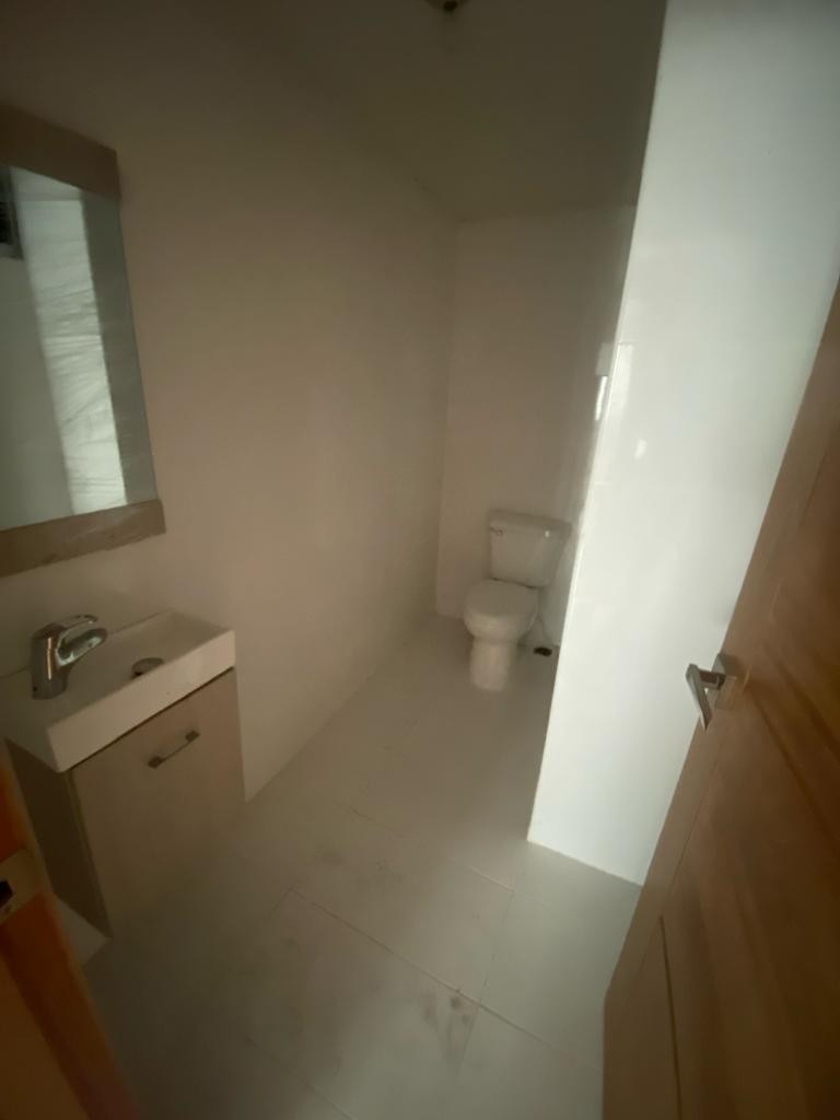 apartamentos - Vendo Hermoso Apartamento En El 2do Piso En El Renacimiento 
Código: PD124 8