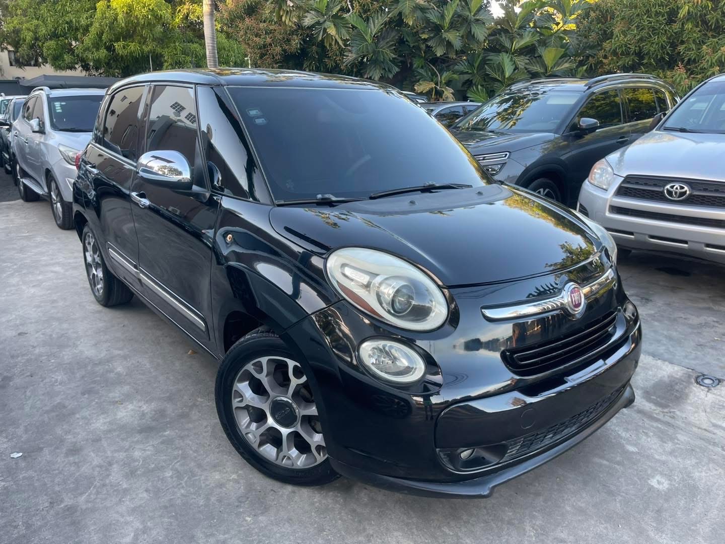 carros - FIAT 500 L 2014 0