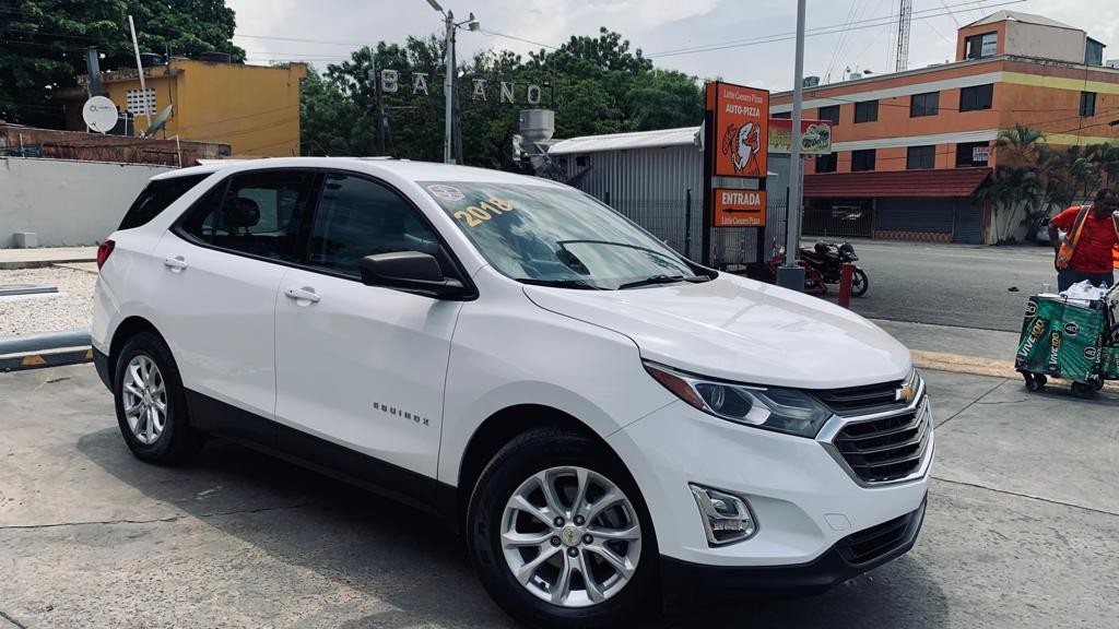 jeepetas y camionetas - Chevrolet Equinox LS 2018
US$ 17,000.00 2