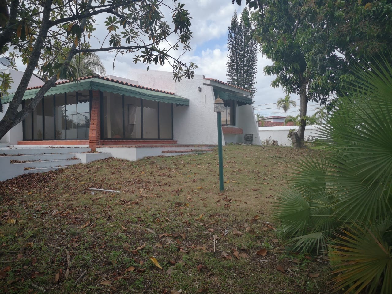 casas - Se vende Casa en Altos de Arroyo Hondo