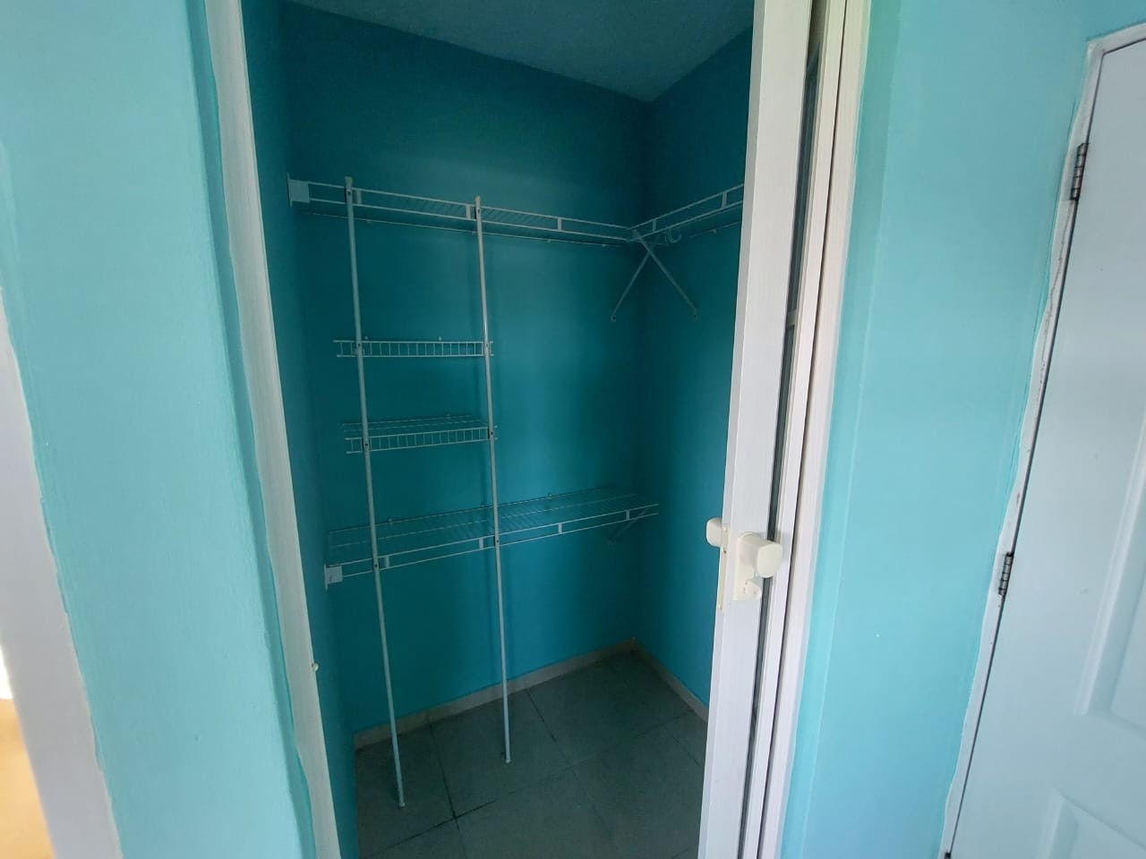 apartamentos - Venta de apartamento 3 dormitorios, 1 parqueo, piso 4 Don Honorio 3