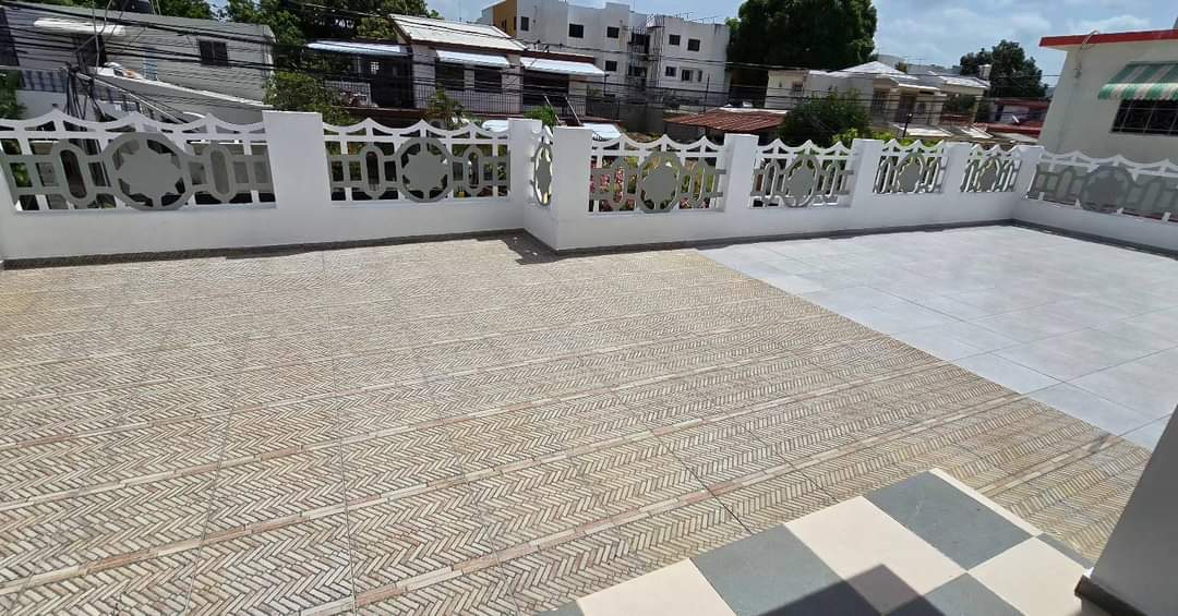 casas - segundo nivel de una casa con terraza privada grande  9