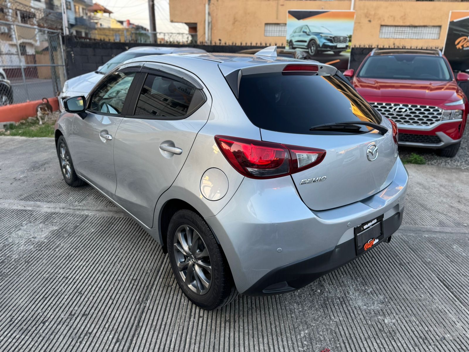 carros - Mazda Demio 2018 3