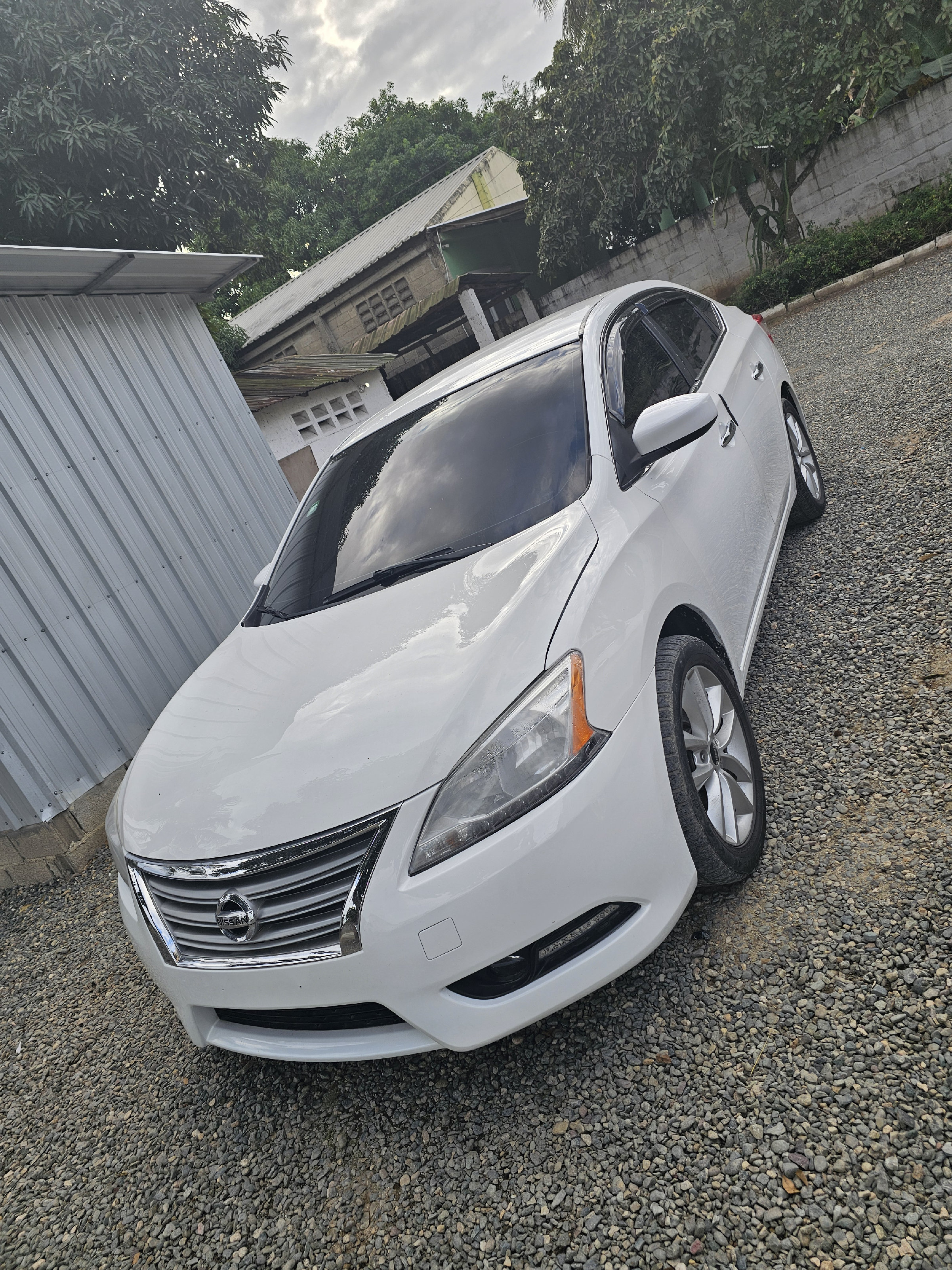 carros - Nissan Sentra 2014